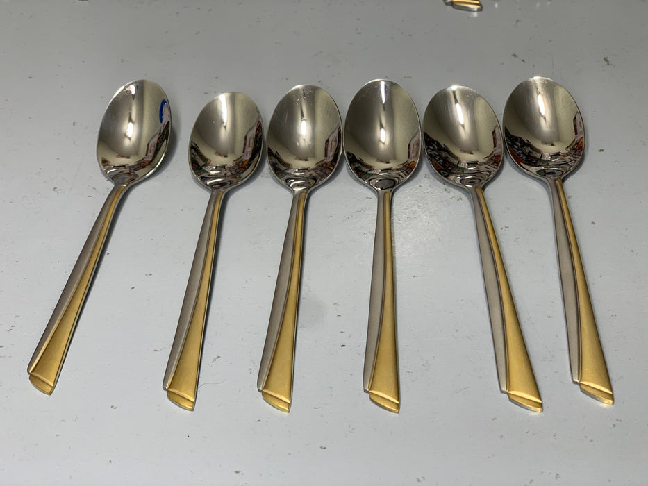 28 Pieces High Quality Cutlery Set For 6 Persons